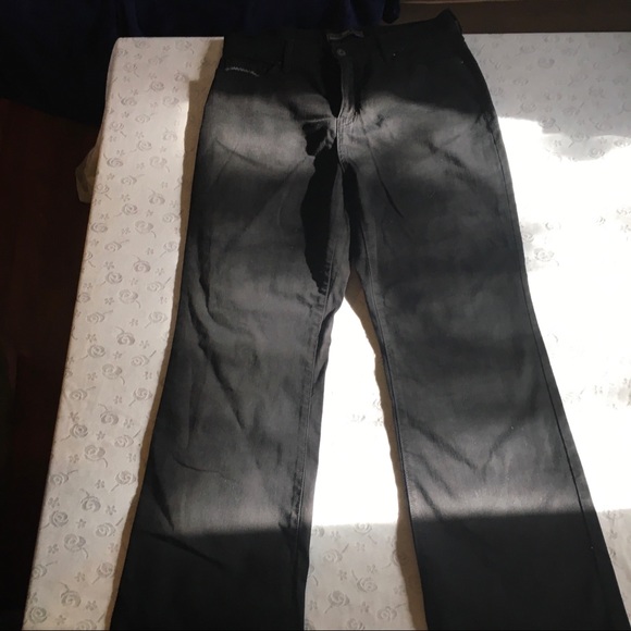 Levi’s 512 Perfectly Slimming boot cut black jeans size 14 - Picture 2 of 6